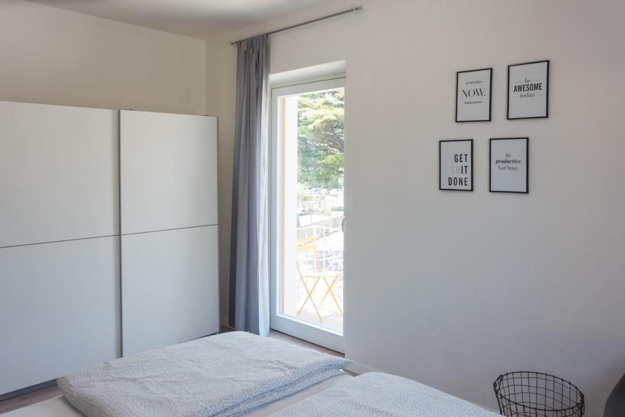 Nirvana Apartments Торболе Экстерьер фото