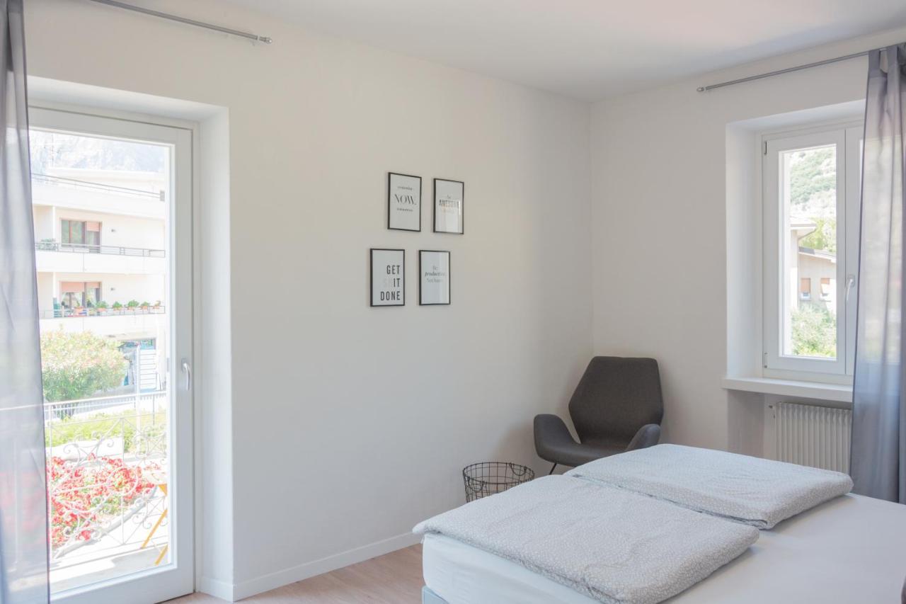 Nirvana Apartments Торболе Экстерьер фото